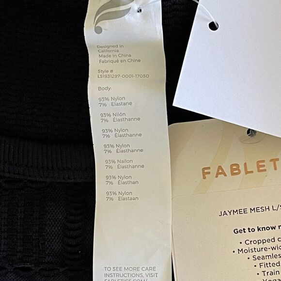 Fabletics Jaymee Cropped Mesh Cutout Long Sleeve Train Yoga Fitted Athletic Top - Picture 16 of 16